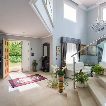 Villa Unique Summer Residence